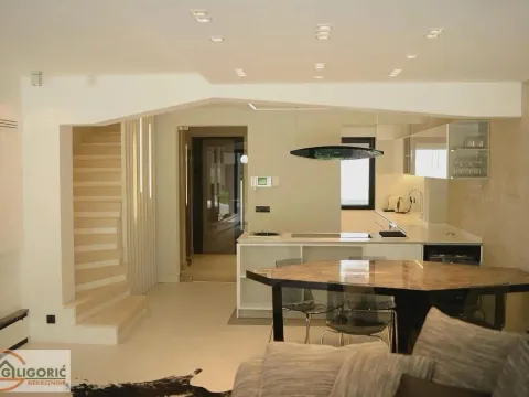 Prodaja, kuća, 305m², Banovo Brdo, Beograd - image 4