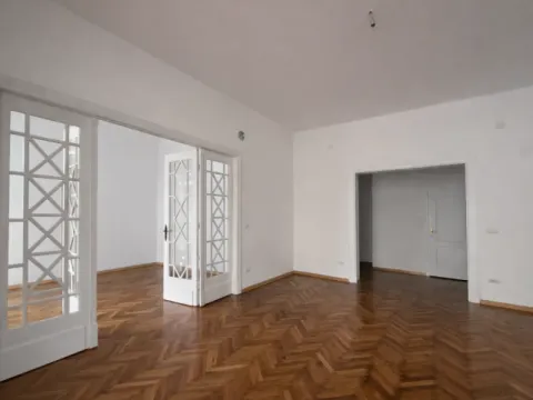 Rent, three bedroom apartment, 120m², Kalenić Pijaca, Vračar Sve Podlokacije - image 10