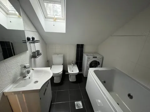 Izdavanje, trosoban stan, 68m², Šumice, Beograd - image 4