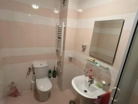 Prodaja, jednosoban stan, 45m², Stari Aerodrom, Podgorica - image 5