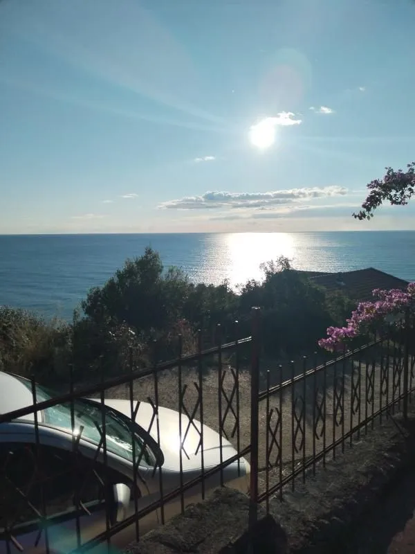 Prodaja, kuća, 90m², Dobra Voda, Budva