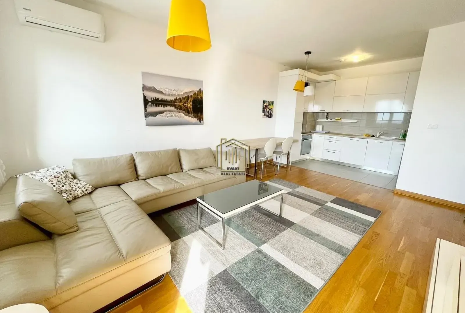 Rent, two bedroom apartment, 64m², City Kvart, Podgorica