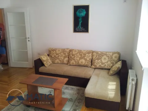 Sale, studio apartment, 27m², Bulevar Oslobodjenja, Novi Sad Sve Podlokacije