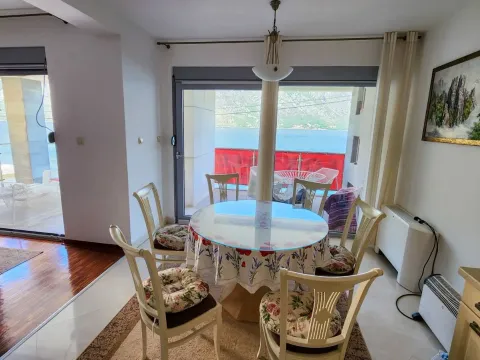 Prodaja, stan, 105m², Kotor, Crna Gora - image 2