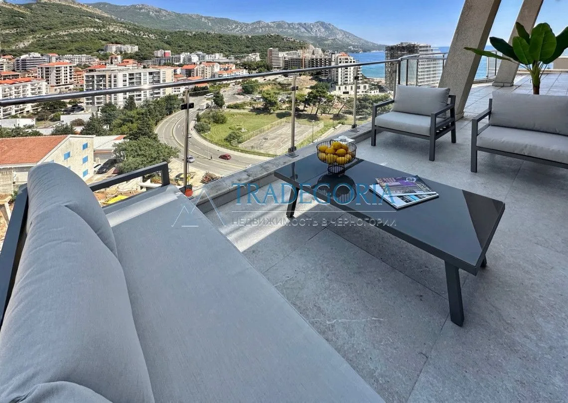 Prodaja, dvosoban stan, 95m², Bečići, Budva