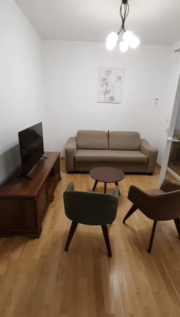 Rent, one bedroom apartment, 44m², Blok 6, Podgorica