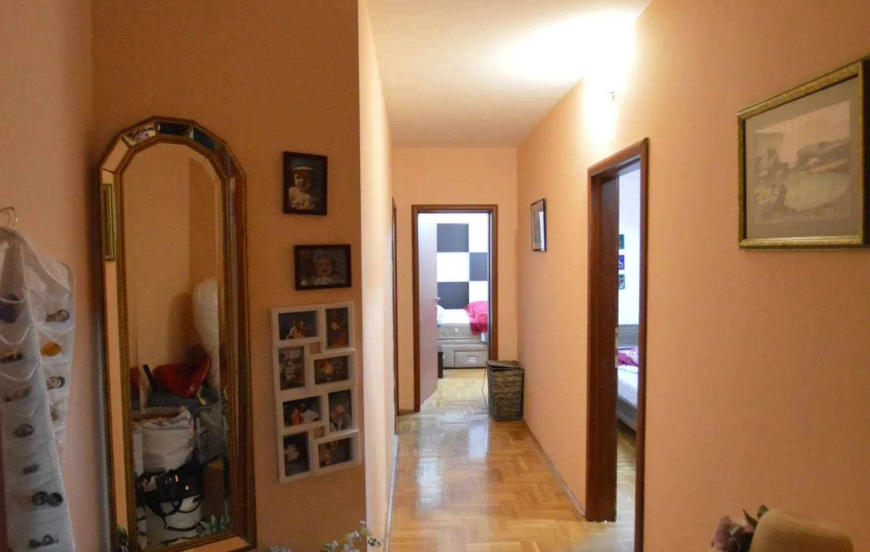 Prodaja, dvosoban stan, 107m², Zabjelo, Podgorica