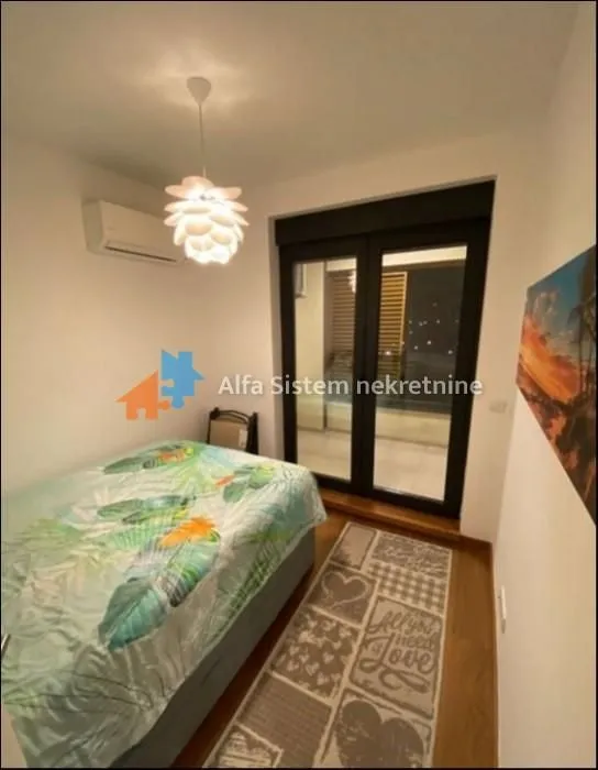 Izdavanje, stan, 35m², Južni Bulevar, Vračar Sve Podlokacije