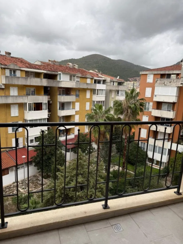 Sale, one bedroom apartment, 71m², Adok, Budva