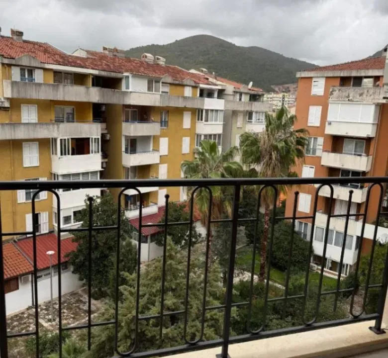 Prodaja, jednosoban stan, 71m², Adok, Budva