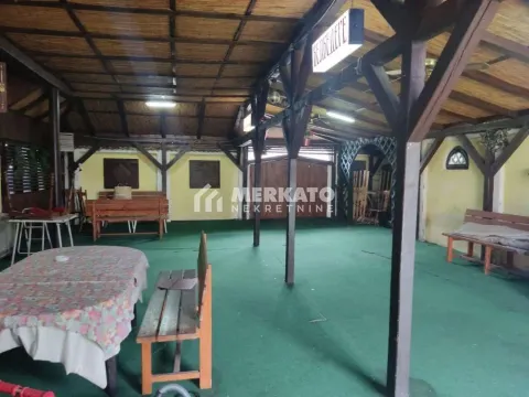 Prodaja, kuća, 472m², Čenta, Zrenjanin - image 17