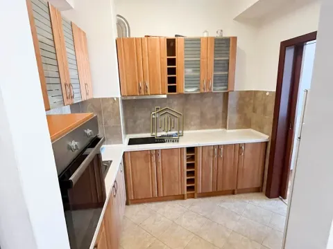 Izdavanje, jednosoban stan, 51m², Stari Aerodrom, Podgorica - image 6