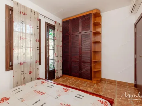 Sale, two bedroom apartment, 84m², Kostanjica, Kotor - image 10