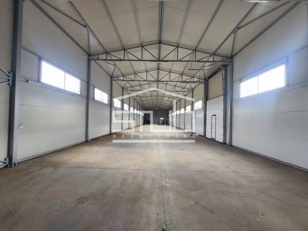 Sale, office space, 650m², Krnješevci, Stara Pazova