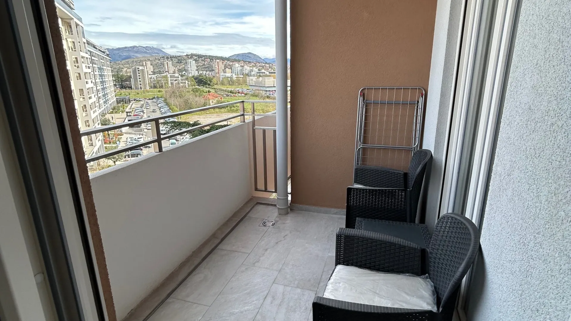 Rent, one bedroom apartment, 49m², Central Point, Podgorica