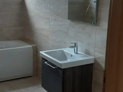 Prodaja, četvorosoban stan, 171m², Dobrota, Kotor - image 7