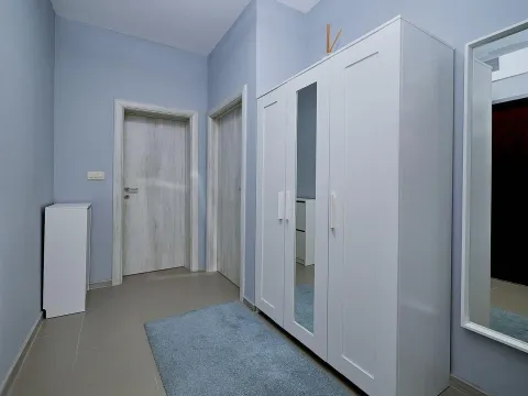 Sale, one bedroom apartment, 52m², Bečići, Budva - image 9