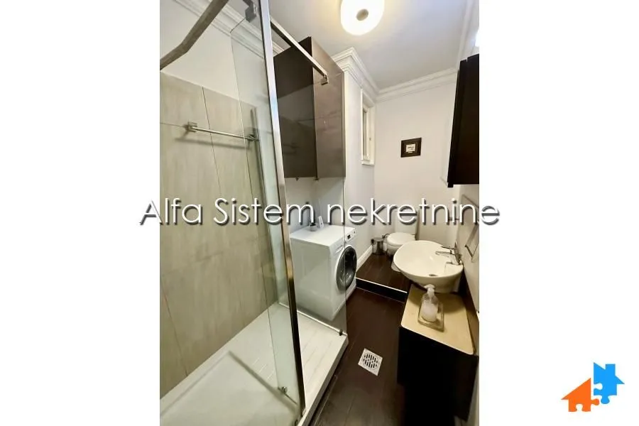 Rent, two bedroom apartment, 64m², Sava Mala, Beograd