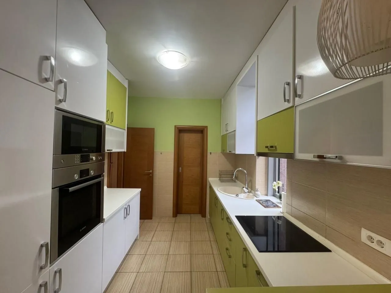 Prodaja, trosoban stan, 137m², Vezirov Most, Podgorica