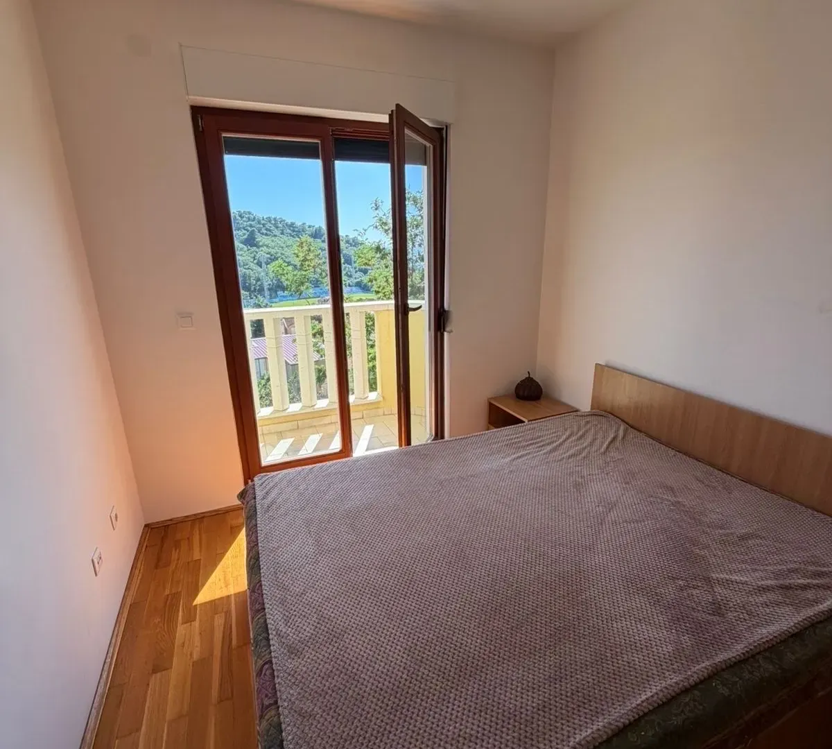 Sale, one bedroom apartment, 48m², Petrovac, Budva