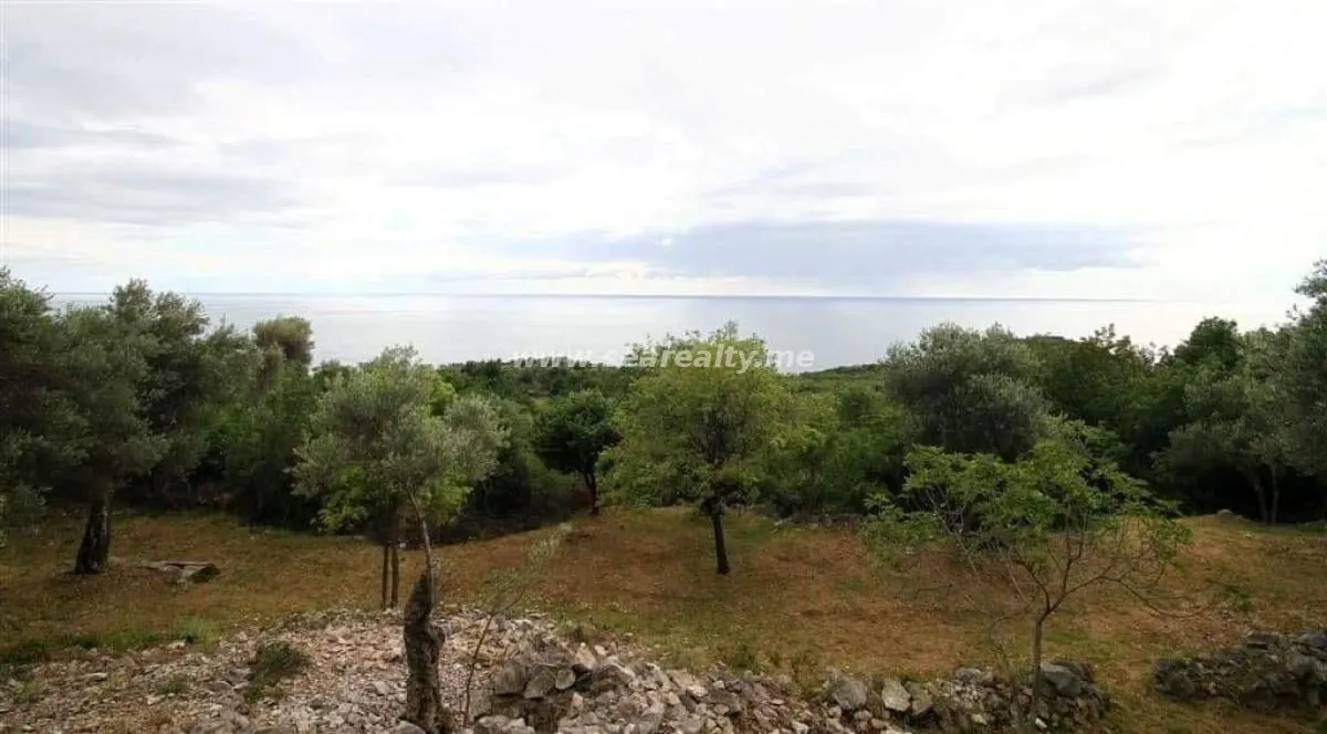 Sale, land lot, 2600m², Reževići, Budva