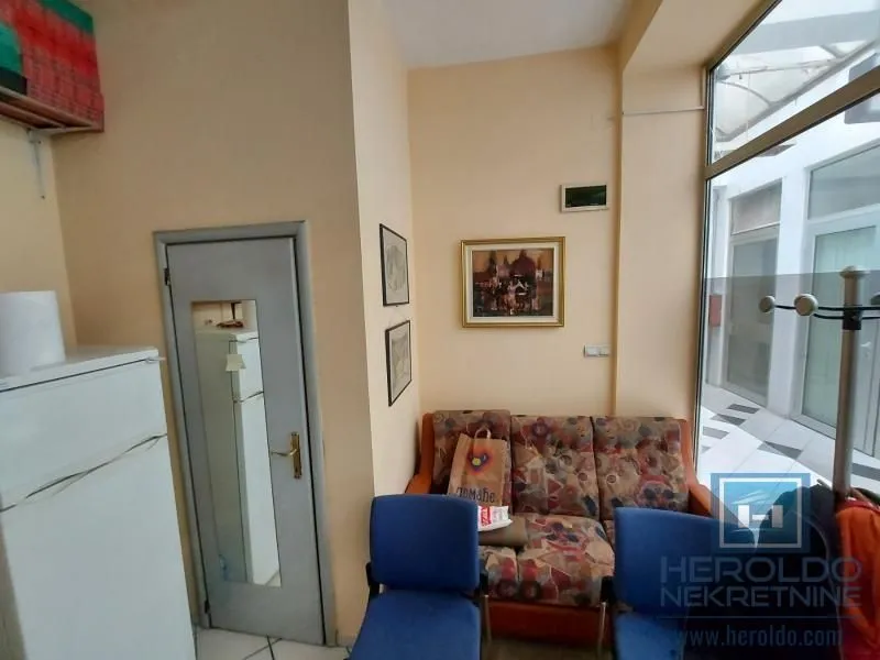 Sale, office space, 16m², Centar, Jagodina