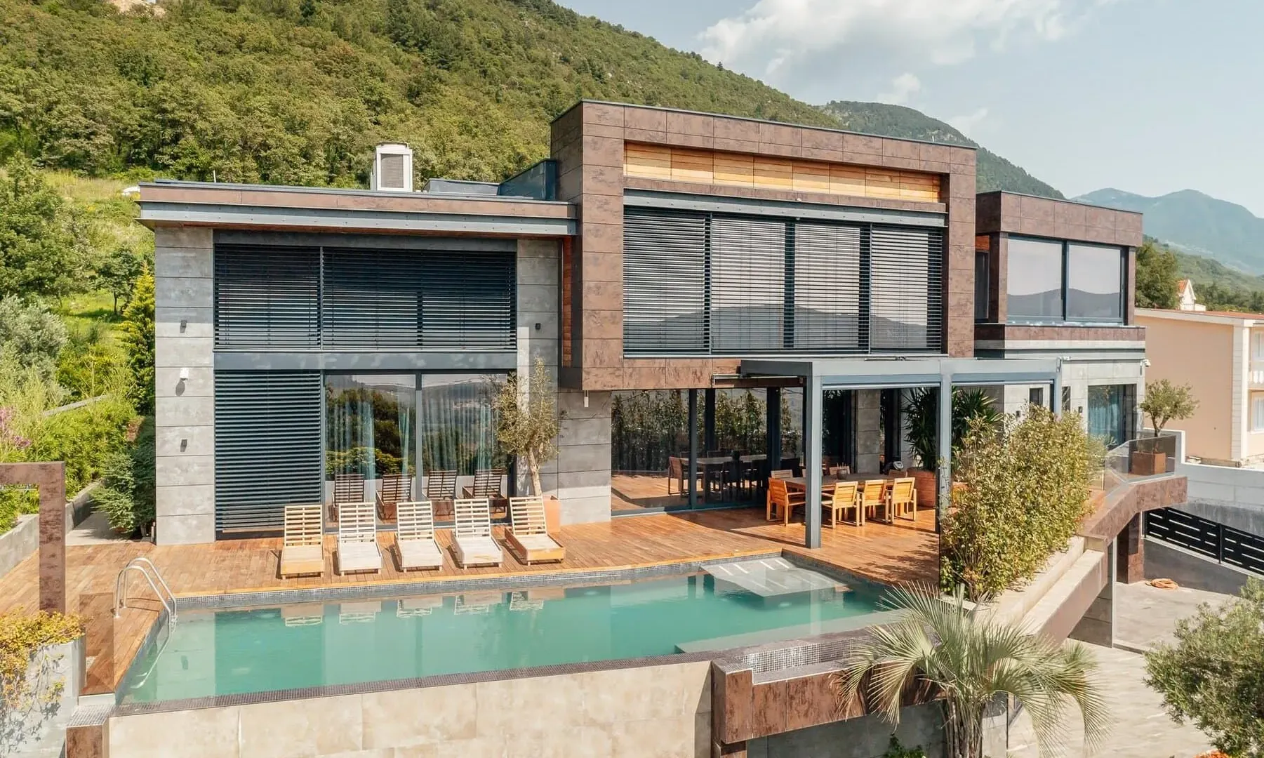 Sale, house, 549m², Dub, Kotor