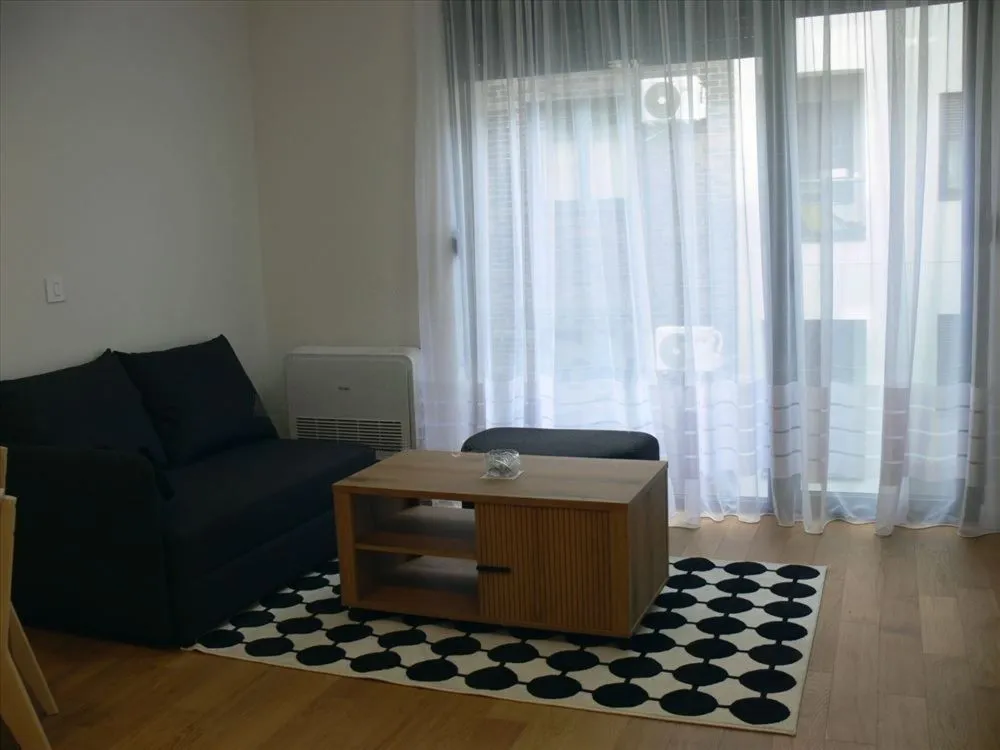 Izdavanje, dvosoban stan, 38m², Autokomanda, Voždovac Sve Podlokacije