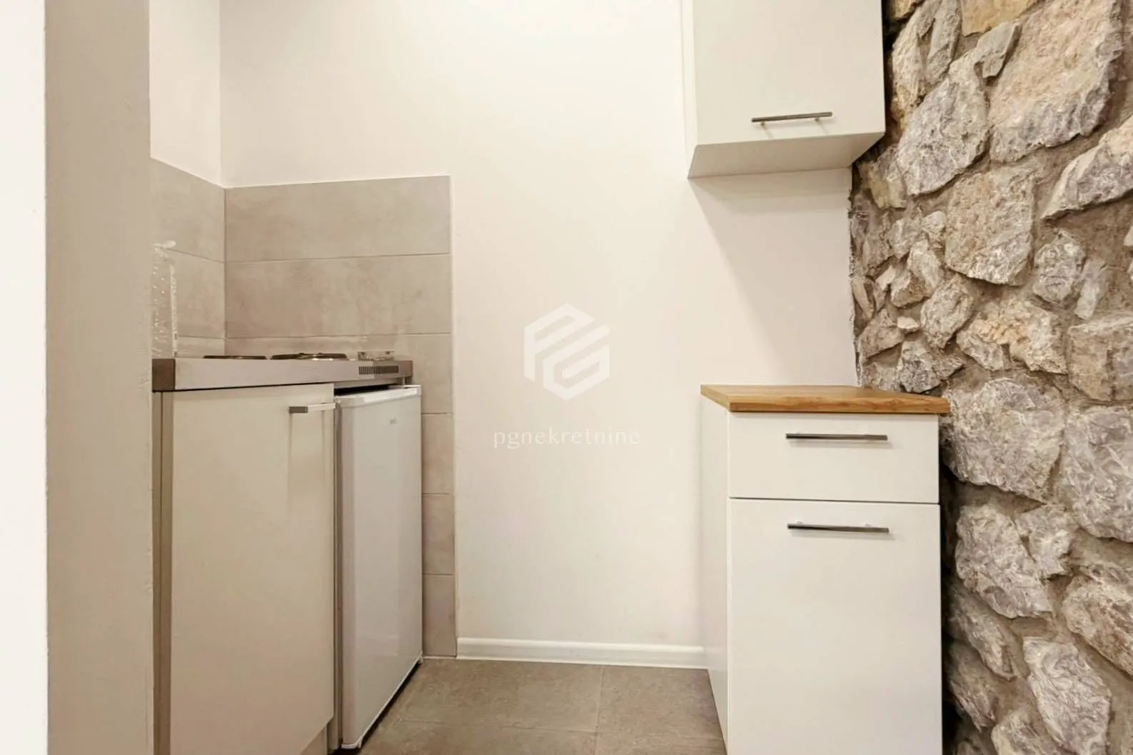 Rent, office space, 120m², Centar, Podgorica