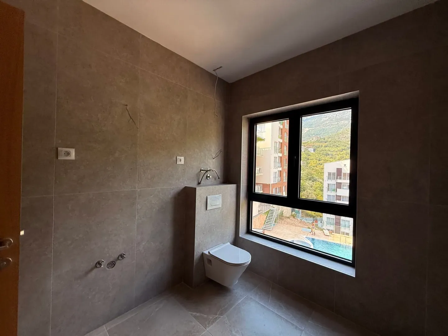 Prodaja, dvosoban stan, 64m², Bečići, Budva
