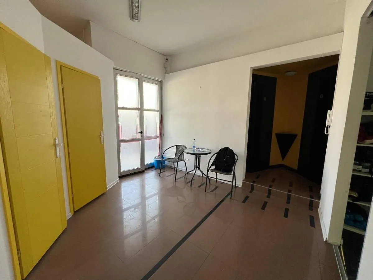 Sale, office space, 110m², Novi Sad Sve Podlokacije, Novi Sad