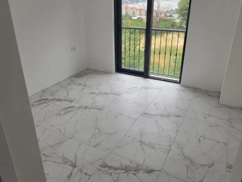 Prodaja, trosoban stan, 96m², Škaljari, Kotor - image 3