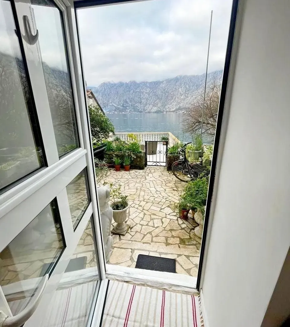 Sale, house, 120m², Prčanj, Kotor