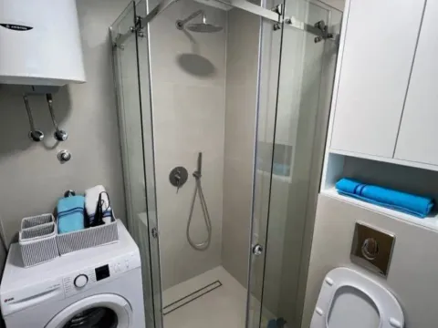 Izdavanje, jednosoban stan, 47m², City Kvart, Podgorica - image 9