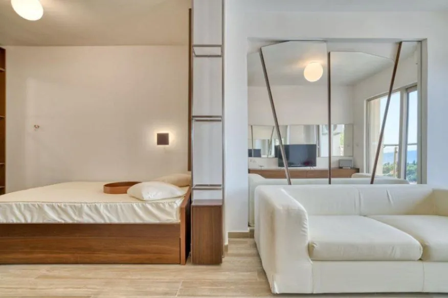 Prodaja, garsonjera, 33m², Centar, Budva