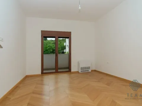 Prodaja, trosoban stan, 142m², Gorica C, Podgorica - image 6