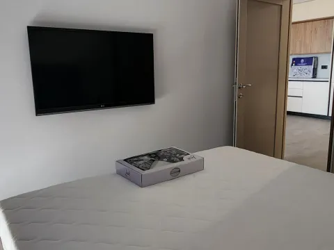 Rent, one bedroom apartment, 53m², Pod Kuk, Tivat - image 6