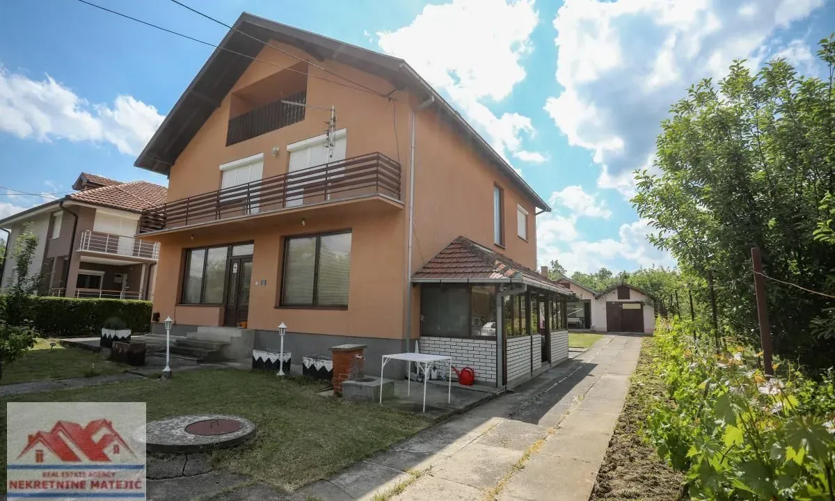 Sale, house, 300m², Kragujevac, Srbija