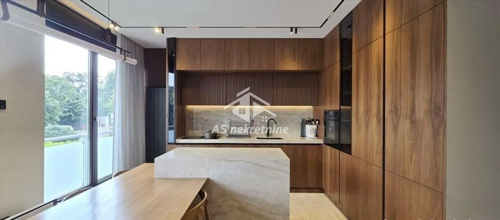 Prodaja, stan, 113m², Savski Venac, Beograd