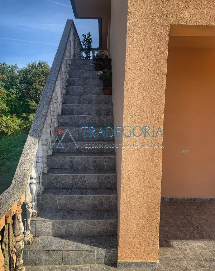 Prodaja, kuća, 240m², Bar, Crna Gora