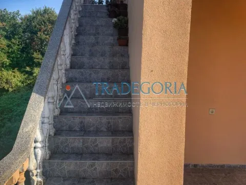 Prodaja, kuća, 240m², Bar, Crna Gora - image 2