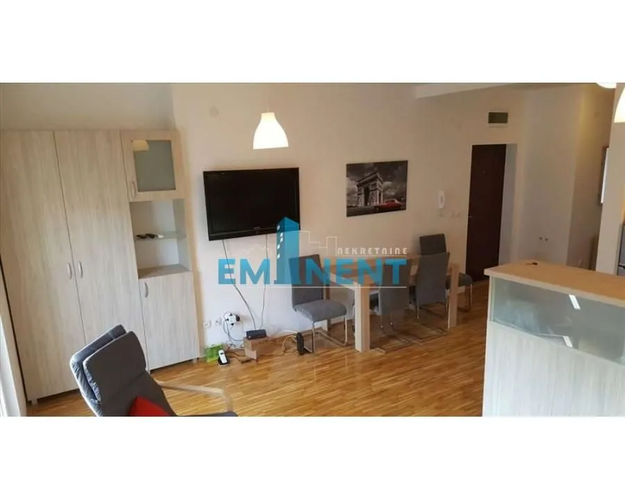 Izdavanje, stan, 58m², Cvetkova Pijaca, Zvezdara Sve Podlokacije