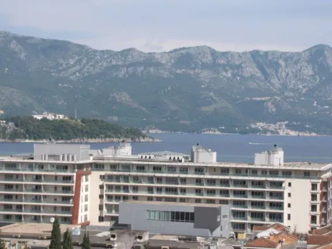 Studio for Short Term Rental, 18m2, Babin Do, Budva