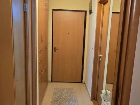 Rent, one bedroom apartment, 40m², Stari Aerodrom, Podgorica - image 5