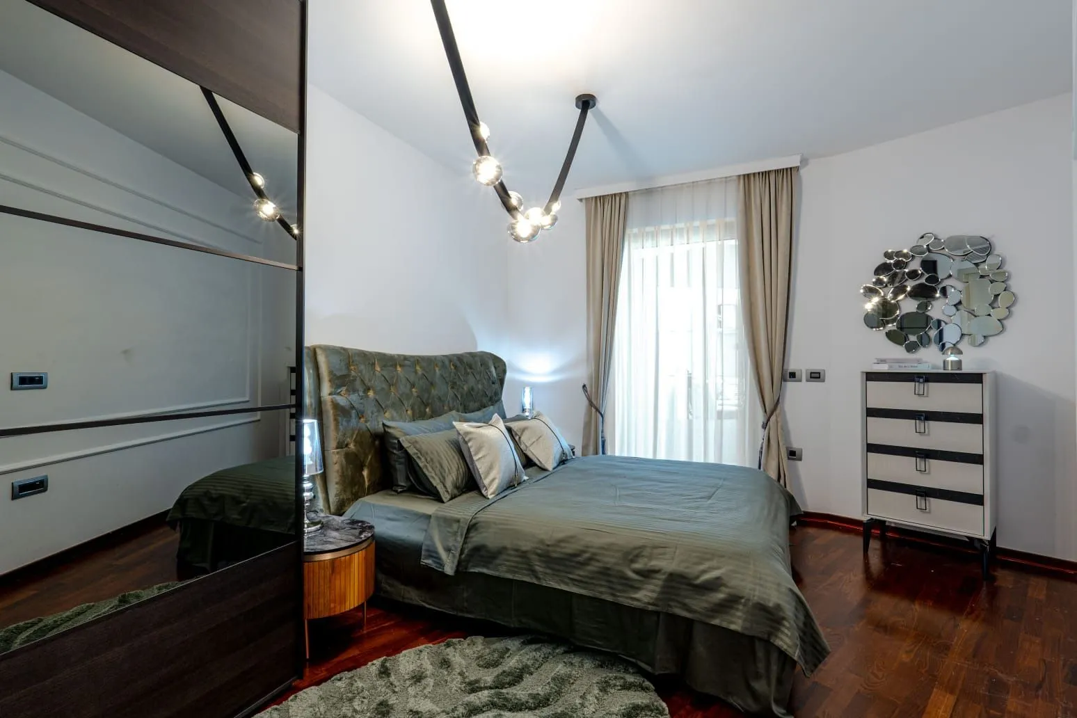 Prodaja, dvosoban stan, 94m², Centar, Budva