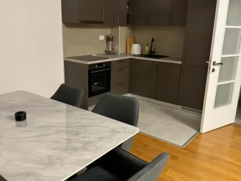 Izdavanje, jednosoban stan, 70m², Donja Lastva, Tivat - image 5