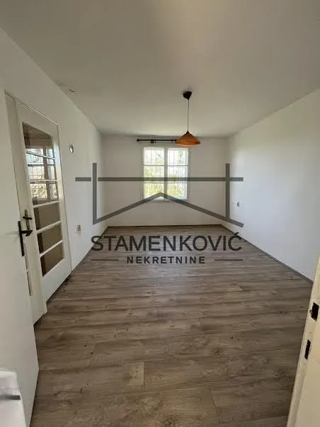 Sale, house, 130m², Čortanovci, Inđija