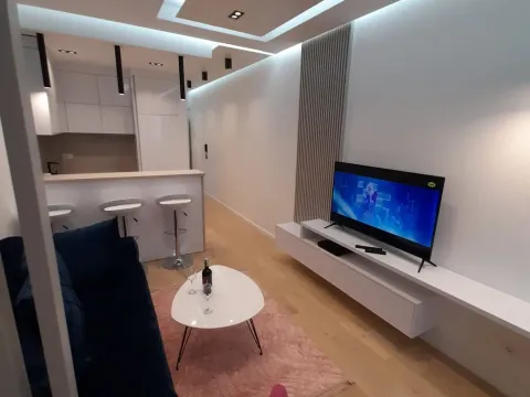 Prodaja, stan, 36m², Bar, Crna Gora - image 2