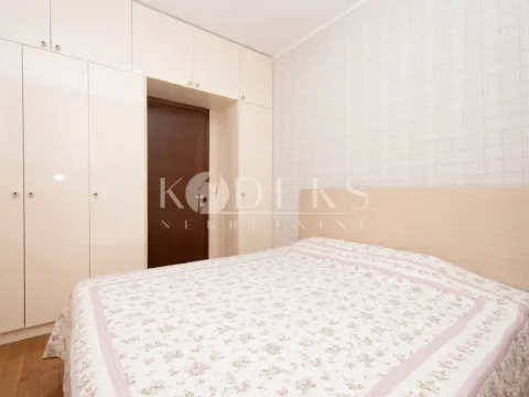 Izdavanje, dvosoban stan, 66m², 1 maj, Podgorica - image 6
