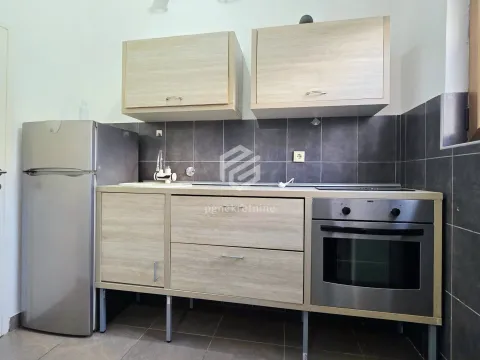 Izdavanje, jednosoban stan, 35m², Momišići, Podgorica - image 3